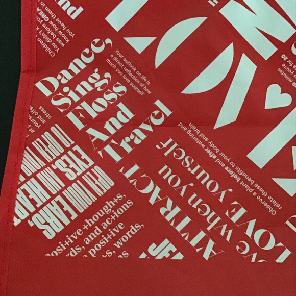 LULULEMON RED AND WHITE SMALL MANIFESTO REUSABLE TOTE BAG - Picture 7 of 11